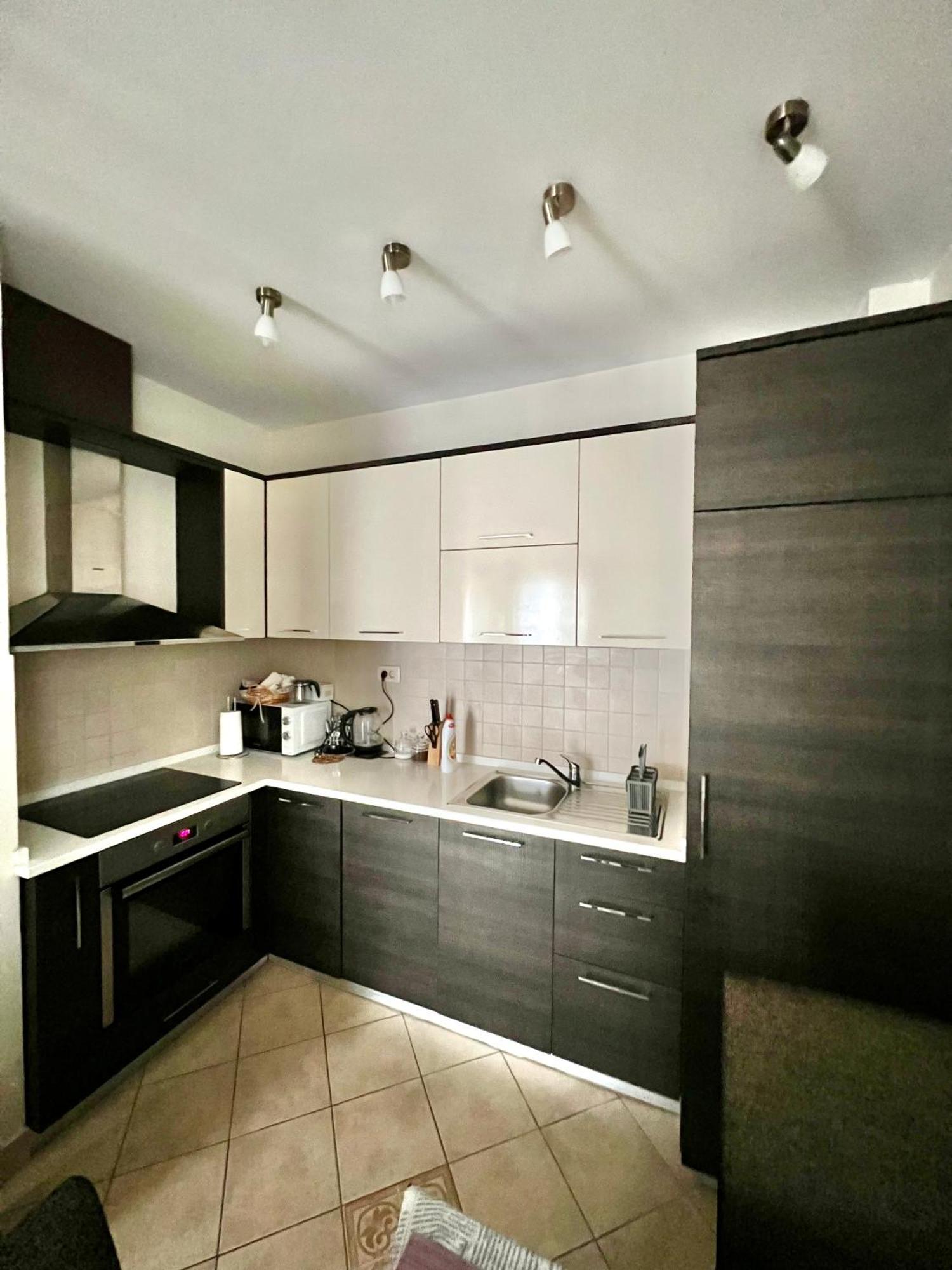 Apartments Nirgilija Tivat Exterior foto