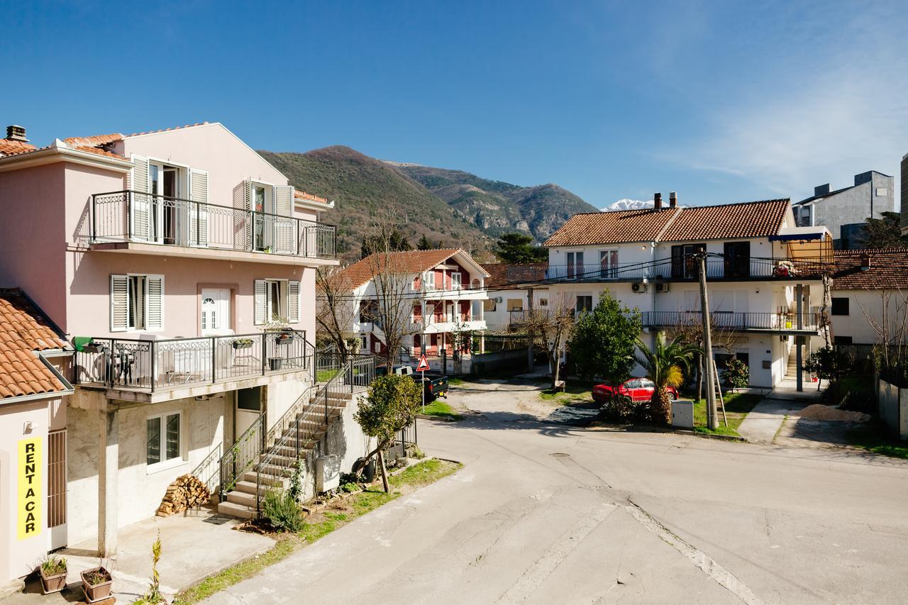 Apartments Nirgilija Tivat Exterior foto